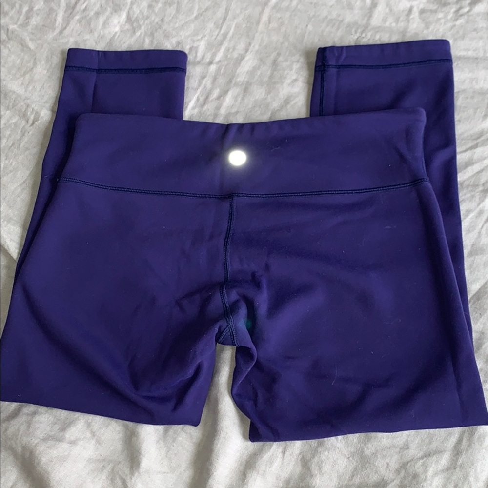 Women’s Lululemon cropped reversible leggings
